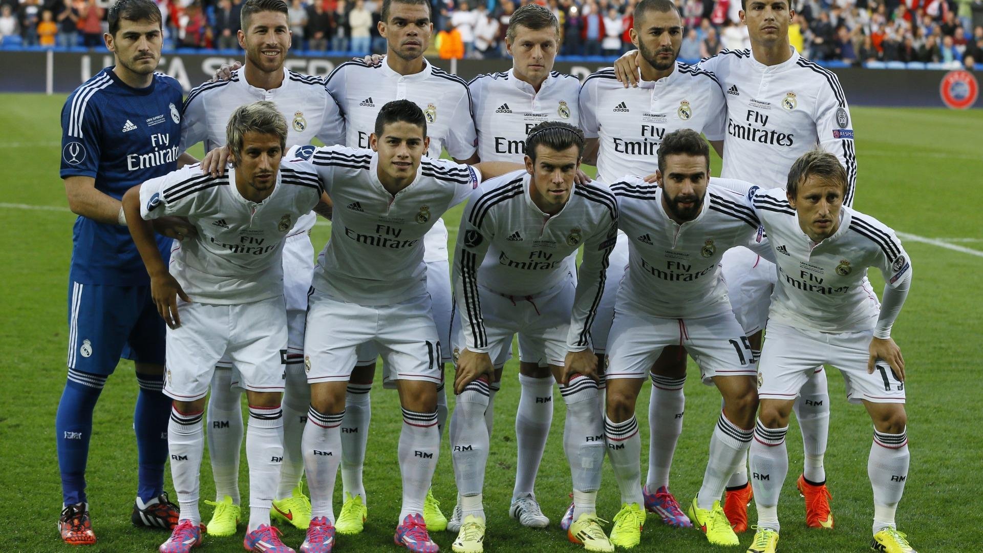 九游平台-西甲比赛后分析，专家讲解中场控球策略背后的战术逻辑，中场控球视频